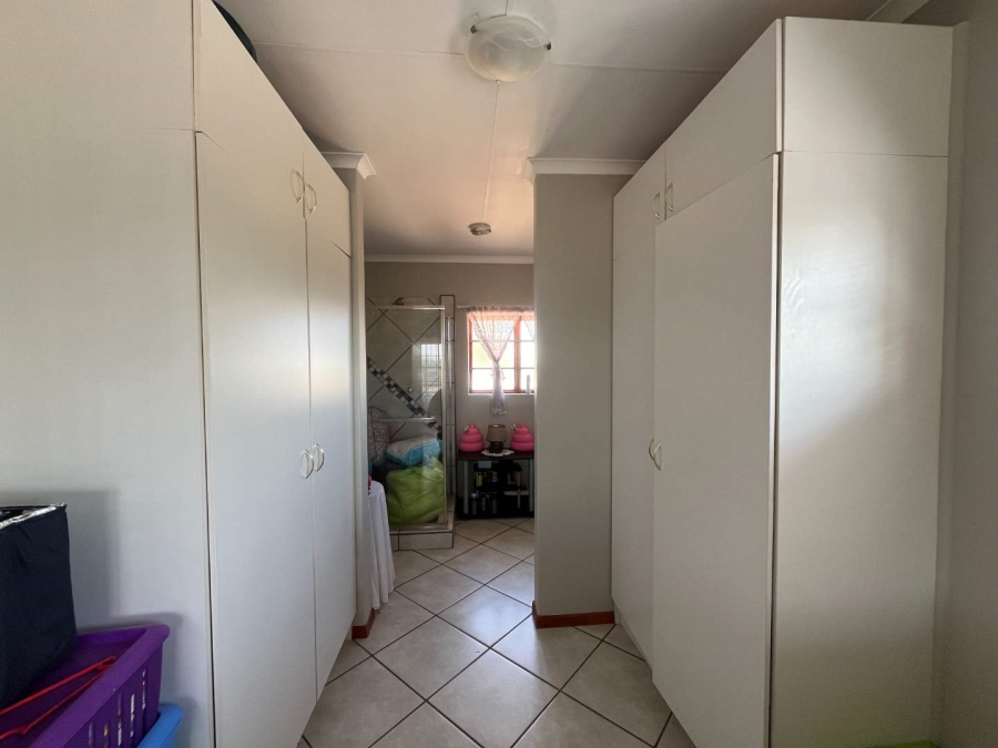 2 Bedroom Property for Sale in Olyfvenhoudtsdrift Northern Cape